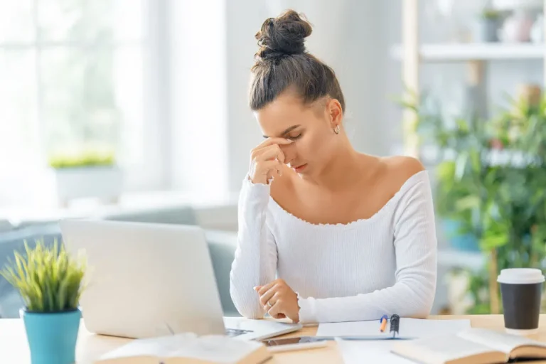 choline deficiency symptoms.