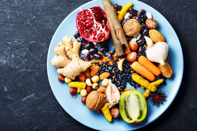 Healthy Truth’s Organic Superfood Energy Squares Are Our Top Choice of Superfood Snacks